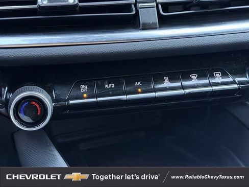 Used 2024 Chevrolet Equinox EV LT FWD image 20