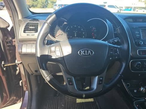 Used 2015 Kia Sorento EX image 12