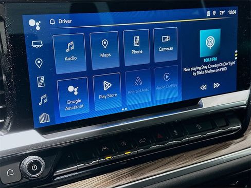 Used 2024 Chevrolet Silverado 1500 RST w/ Z71 Off-Road Package image 15