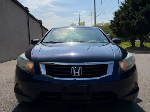 Used 2009 Honda Accord EX image 2