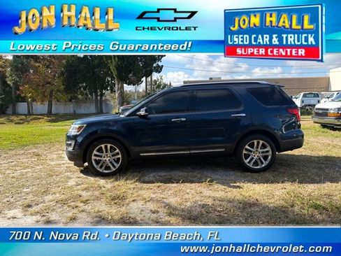 Used 2017 Ford Explorer Limited image 4