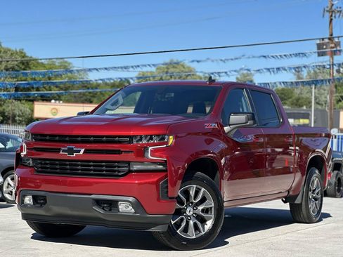 Used 2021 Chevrolet Silverado 1500 RST AWD/4WD image 3