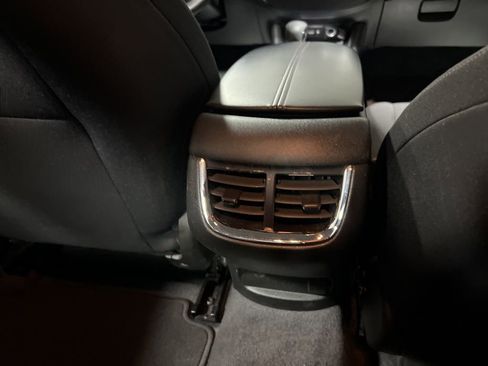 Used 2023 Chevrolet Malibu LT image 13