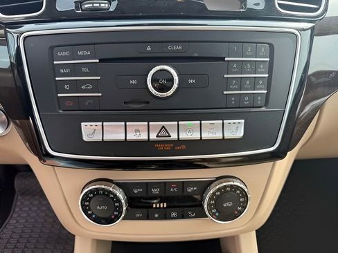 Used 2018 Mercedes-Benz GLS 450 4MATIC image 23