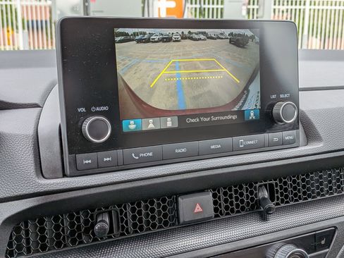 Used 2023 Honda CR-V EX image 18