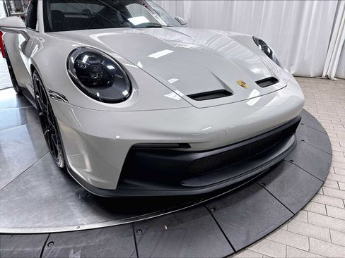 Used 2022 Porsche 911 GT3 RWD image 31