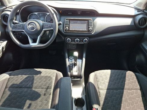Used 2021 Nissan Kicks S FWD image 15