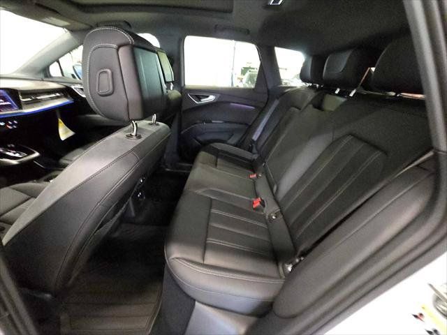 New 2024 Audi Q4 e-tron Premium Plus AWD/4WD image 19