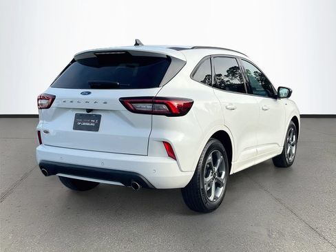 Used 2024 Ford Escape ST-Line w/ Tech Pack #1 FWD image 7