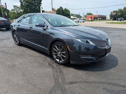 Used 2014 Lincoln MKZ AWD w/ Equipment Group 102A Reserve image 4