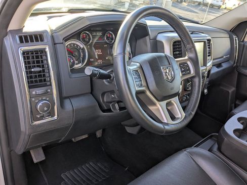 Used 2016 RAM 1500 Laramie w/ Convenience Group image 16