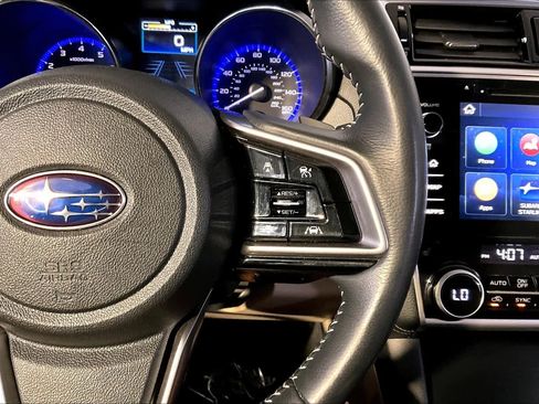 Used 2019 Subaru Outback 3.6R Limited AWD/4WD image 25
