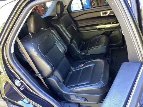 Used 2021 Ford Explorer XLT w/ Equipment Group 202A image 38