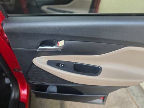 Used 2020 Hyundai Santa Fe SEL FWD image 31