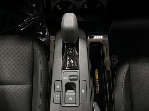Used 2025 Toyota Prius AWD image 17