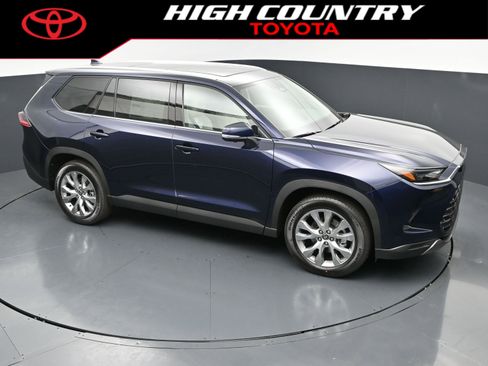 New 2026 Toyota Grand Highlander Limited FWD image 33