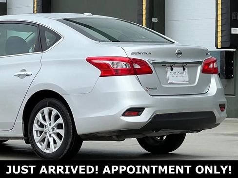 Used 2019 Nissan Sentra SV image 3
