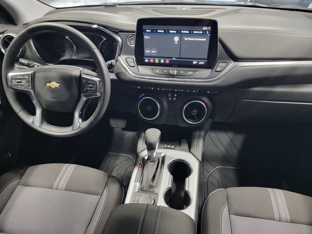 New 2026 Chevrolet Blazer LT w/ Convenience Package FWD image 29