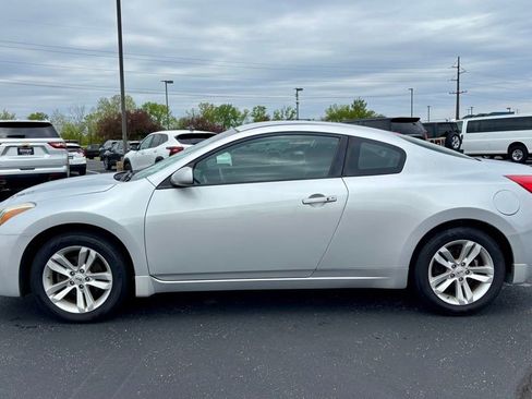 Used 2012 Nissan Altima 2.5 S w/ Convenience Pkg FWD image 3