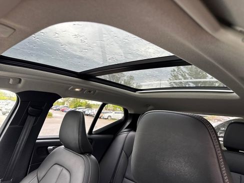 Certified 2024 Volvo XC40 B5 Ultimate w/ Protection Package Premier AWD/4WD image 6