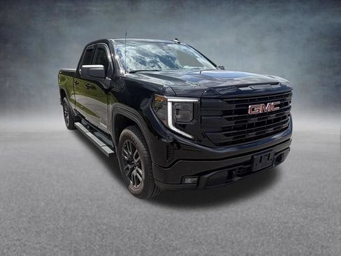 Used 2023 GMC Sierra 1500 Elevation AWD/4WD image 8