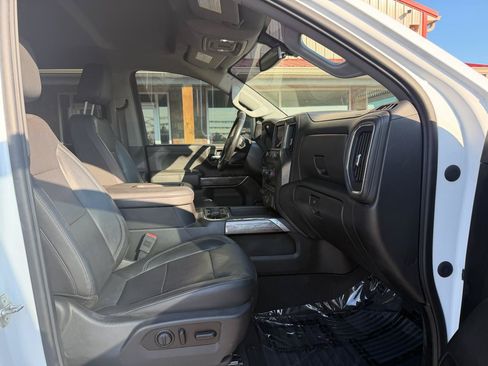 Used 2020 Chevrolet Silverado 2500 LTZ w/ LTZ Texas Edition AWD/4WD image 25