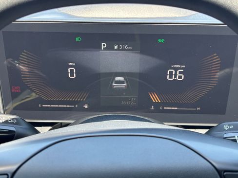 Used 2025 Kia K4 FWD image 39