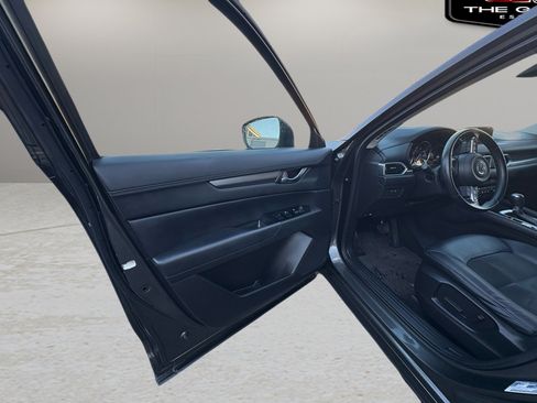 Used 2017 MAZDA CX-5 Touring w/ I-ACTIVSENSE Package image 39