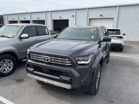 Used 2025 Toyota 4Runner Limited image 1