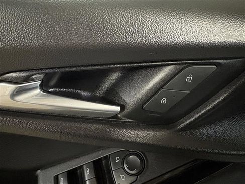 Used 2025 Chevrolet Equinox LT w/ Convenience Package II image 10