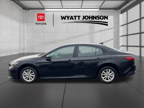 Used 2025 Toyota Camry LE FWD image 2