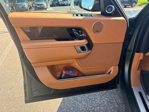 Used 2021 Land Rover Range Rover SV Autobiography Dynamic AWD/4WD image 24
