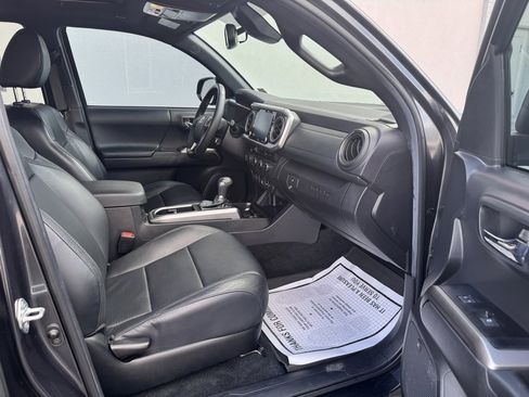 Used 2023 Toyota Tacoma Limited w/ Nightshade Package image 13