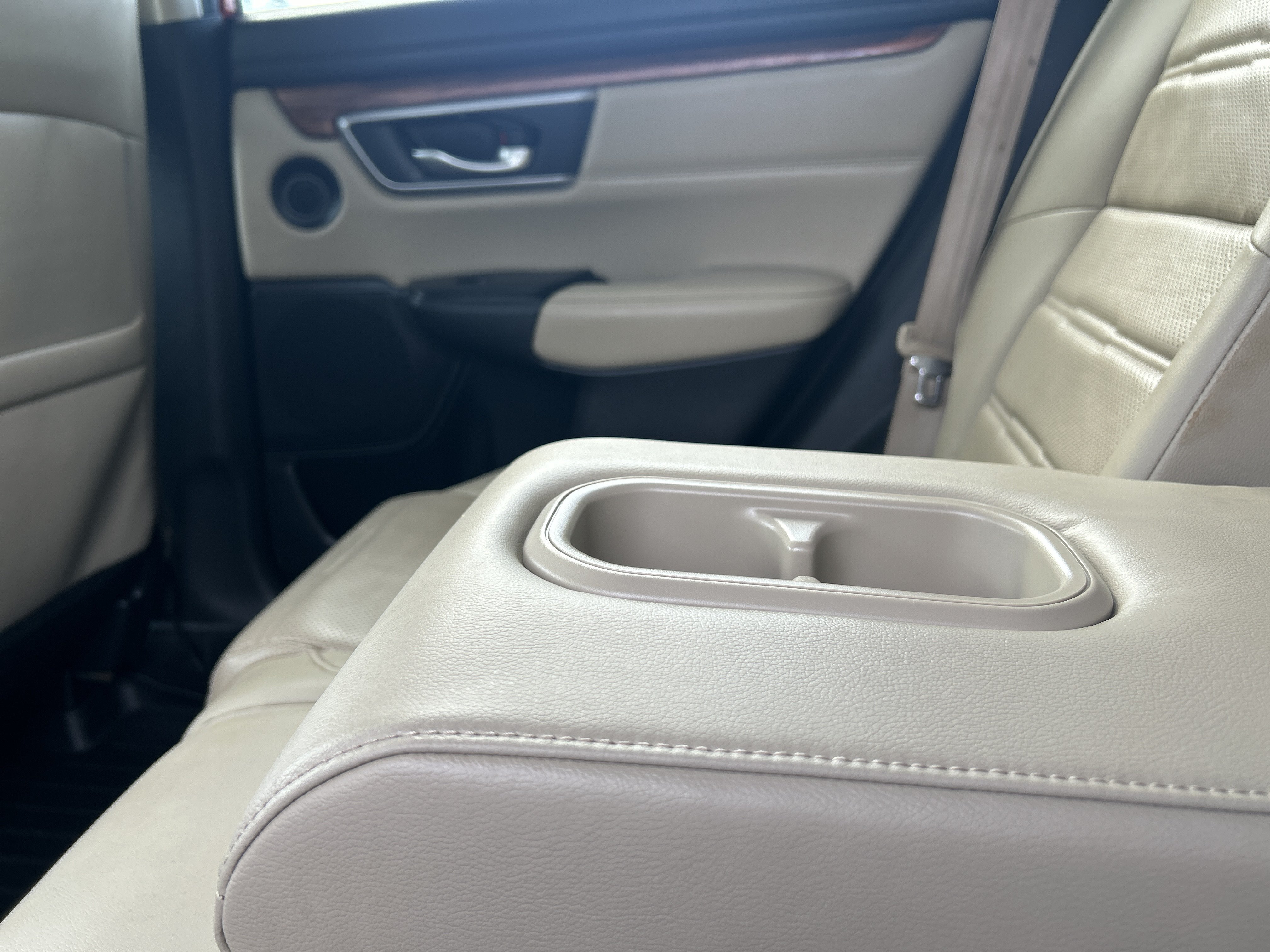 Used 2018 Honda CR-V Touring image 28