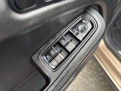 Used 2017 Porsche Macan GTS image 27