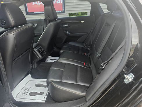 Used 2017 Chevrolet Impala LT w/ Leather Package FWD image 12