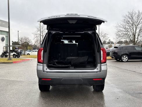 Used 2021 GMC Yukon AT4 w/ AT4 Premium Package image 16