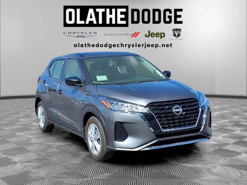Used 2025 Nissan Kicks Play S FWD image 30