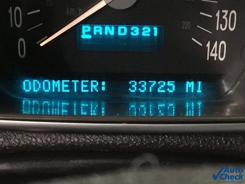 Used 2003 Chevrolet SSR w/ Preferred Equipment Group image 48