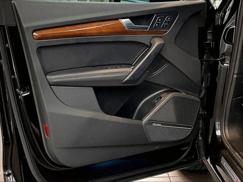 Used 2023 Audi Q5 2.0T Premium Plus w/ Premium Plus Package image 22