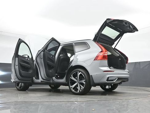 Used 2025 Volvo XC60 B5 Ultra w/ Protection Package Premier AWD/4WD image 58