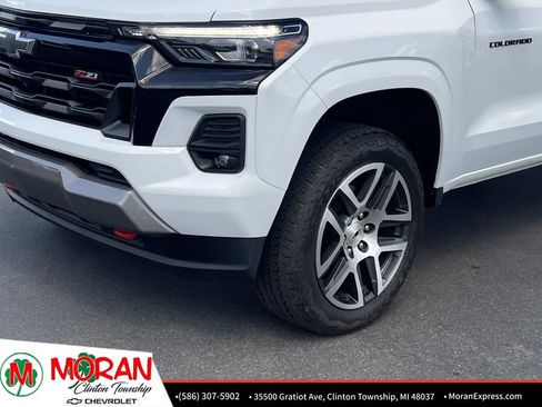 Certified 2023 Chevrolet Colorado Z71 w/ Z71 Convenience Package 2 AWD/4WD image 10