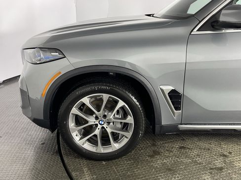 New 2026 BMW X5 xDrive40i w/ Climate Comfort Package image 4