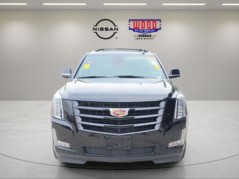 Used 2020 Cadillac Escalade ESV Premium Luxury w/ Escalade Sport Edition AWD/4WD image 6