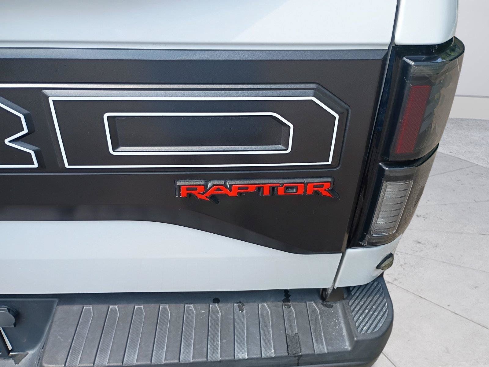 Used 2018 Ford F150 Raptor w/ Equipment Group 802A Luxury AWD/4WD image 20