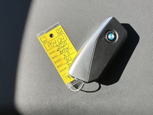Used 2025 BMW X3 xDrive30i image 34