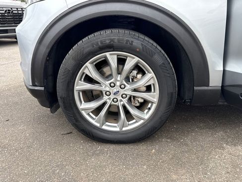 Used 2020 Ford Explorer XLT w/ Equipment Group 202A image 29