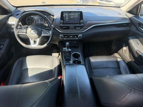 Used 2019 Nissan Altima 2.5 SL FWD image 31