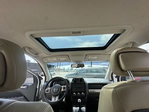 Used 2016 Jeep Compass 75th Anniversary w/ Power Value Group image 27