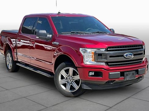 Used 2018 Ford F150 XLT w/ Equipment Group 302A Luxury AWD/4WD image 3
